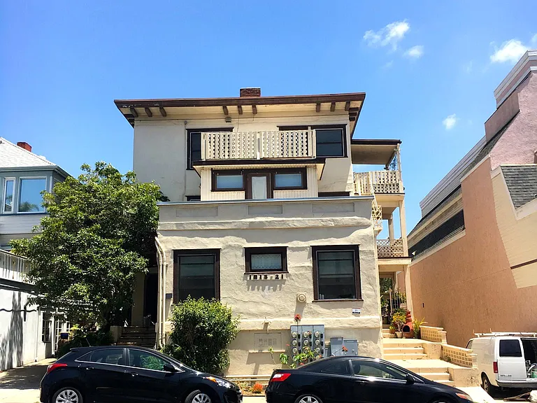 1915 4th Ave #9 — Photo 24