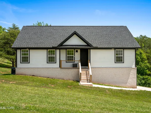 3886 Settlers Trl, Kodak, TN 37764