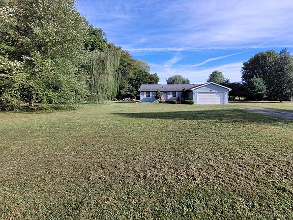 2nd image of 2918 W Pear Tree Ln