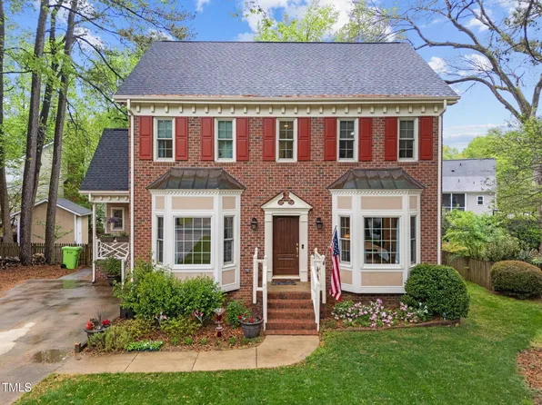 2613 Hiking Trl, Raleigh, NC 27615