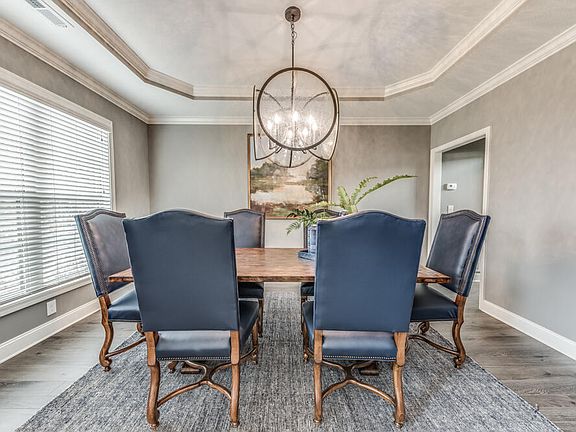 3rd image of 2518 Timber Highlands Ln