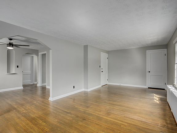 2nd image of 703 Saint Joseph Ln #1