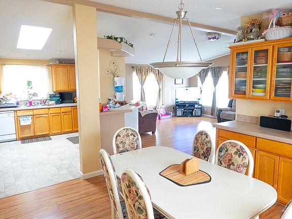 2nd image of 308 Southbay Dr #308