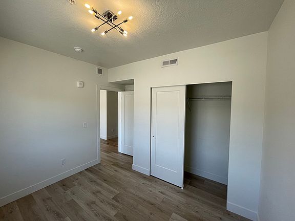 5th image of 1272 E Hudson Ave #208