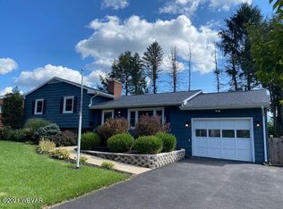 2526 Waldman Dr, Williamsport, PA