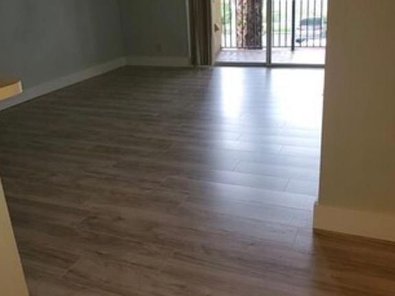 4th image of 10733 Cleary Blvd APT 206