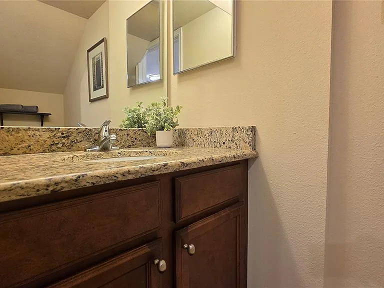 4639 SW 48th Dr #151 — Photo 9