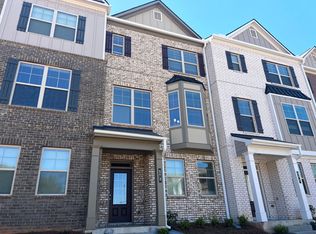 572 Amarante Cir, Lawrenceville, GA