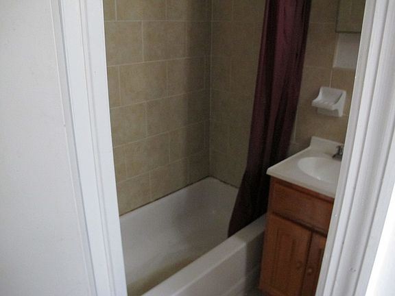 2nd image of 137 E 110th St APT 5RW