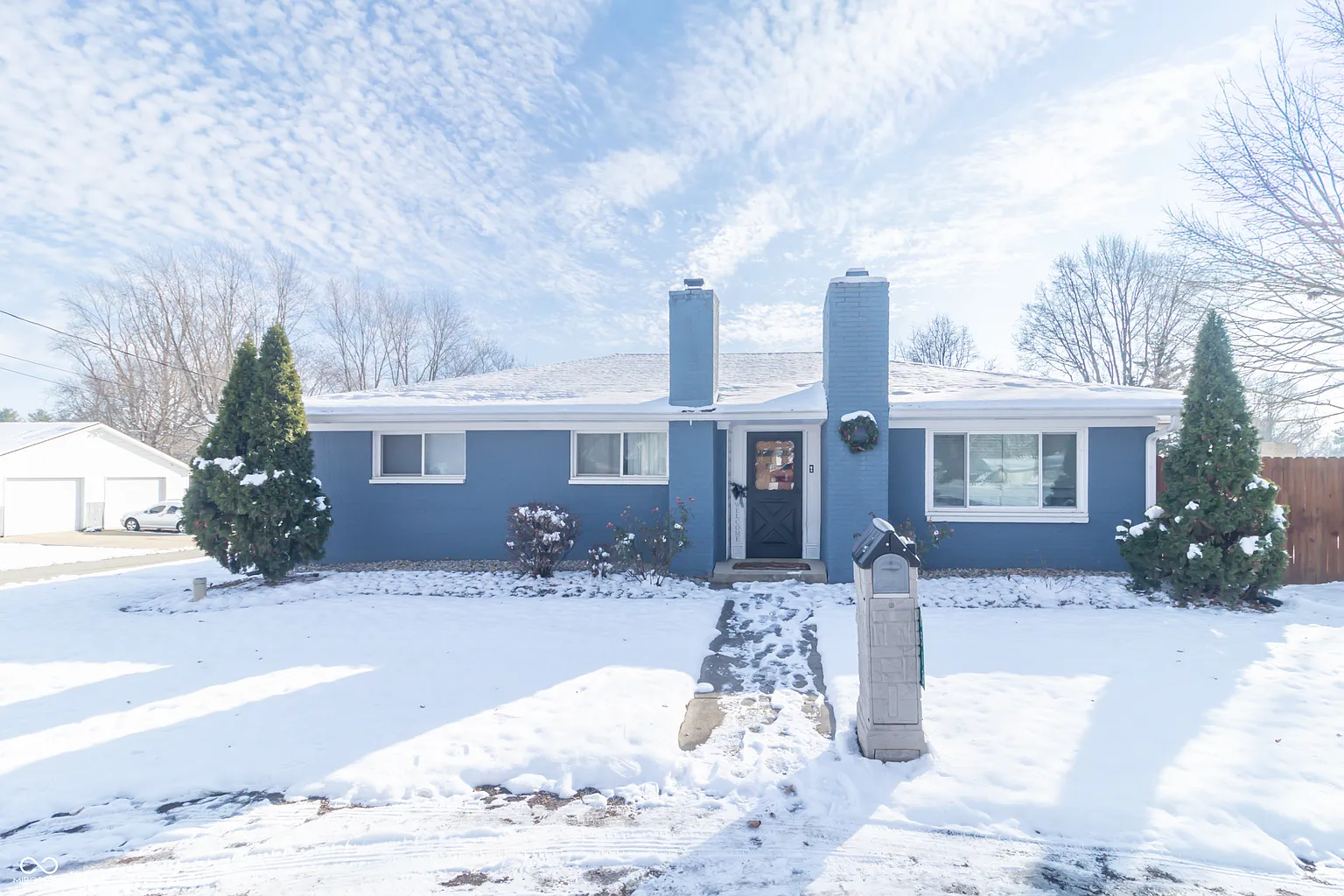 8513 W Sycamore Rd photo 1