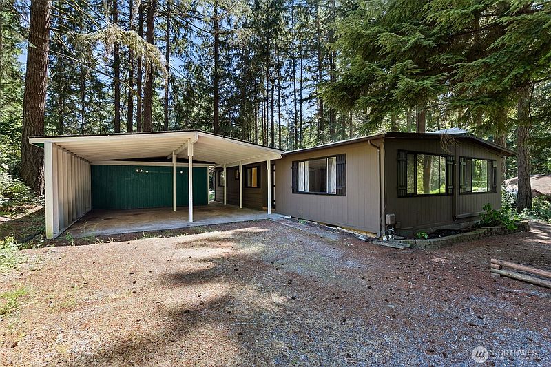 2nd image of 14011 Hollyburn Lane NW