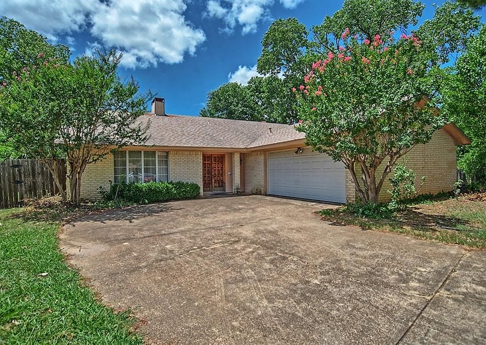 1st image of 1311 Bergen Ct