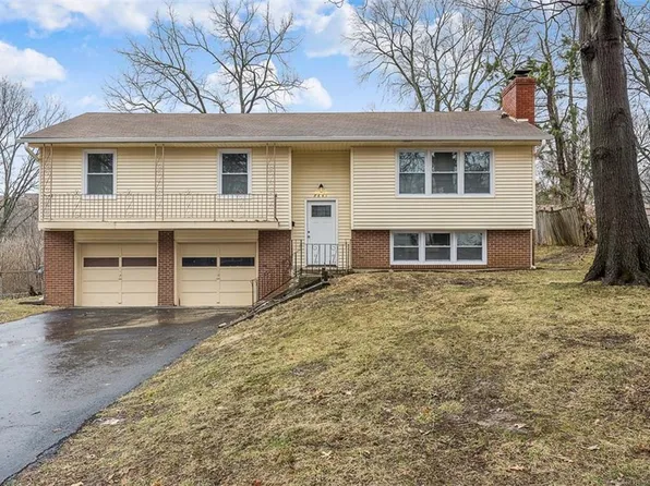 8641 E 53rd St, Kansas City, MO 64129