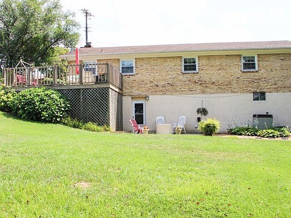 3rd image of 14121 Brynwood Dr