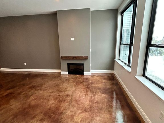 5th image of 70 Beale St #305A