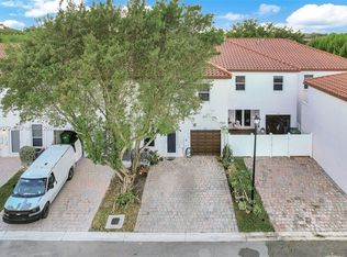 Kendall Commons, Miami, FL 33196