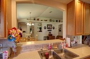 3rd image of 964 Villa Dr