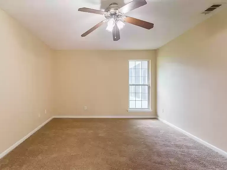 5108 Woodsdale Dr — Photo 17