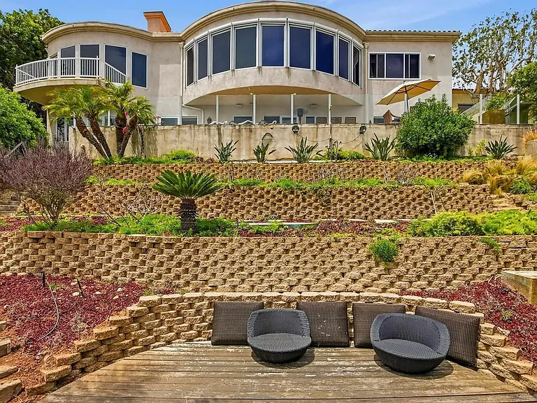 1011 Avenida Amantea — Photo 67