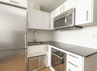 730 St. Clarens, Toronto, ON M6H 4E8