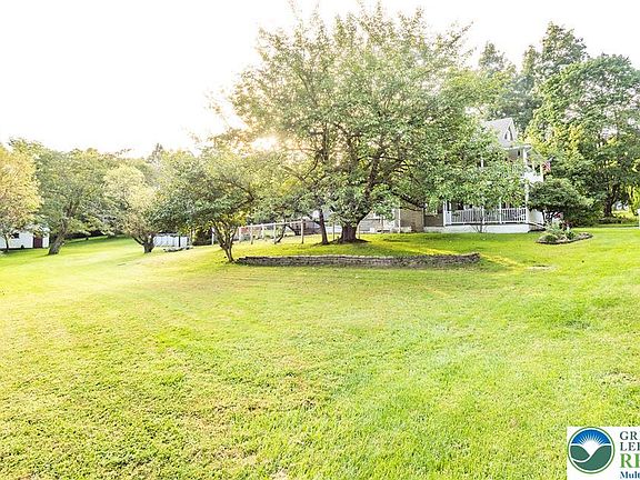 3rd image of 1114 Fox Gap Rd
