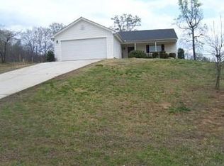 725 Remington Cir, Winder, GA 30680