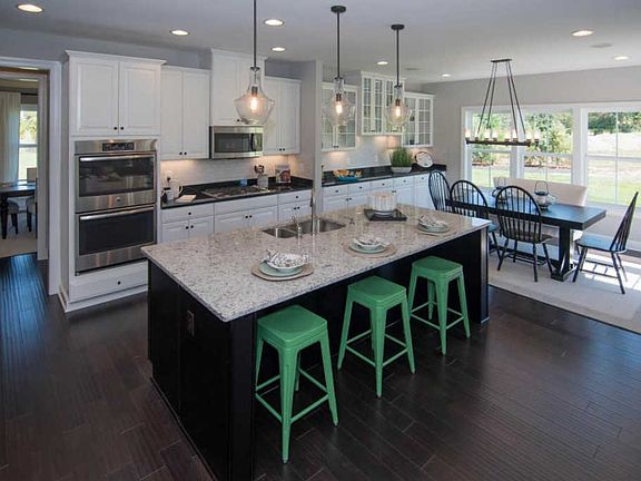 2nd image of 3916 Regatta Ct