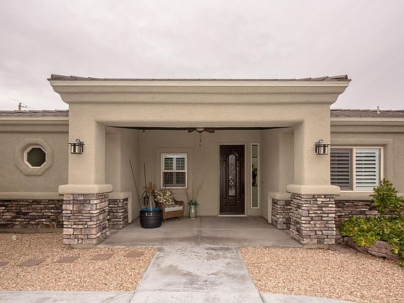 5th image of 3396 Desert Pl