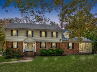 210 Farnham Dr, North Chesterfield, VA