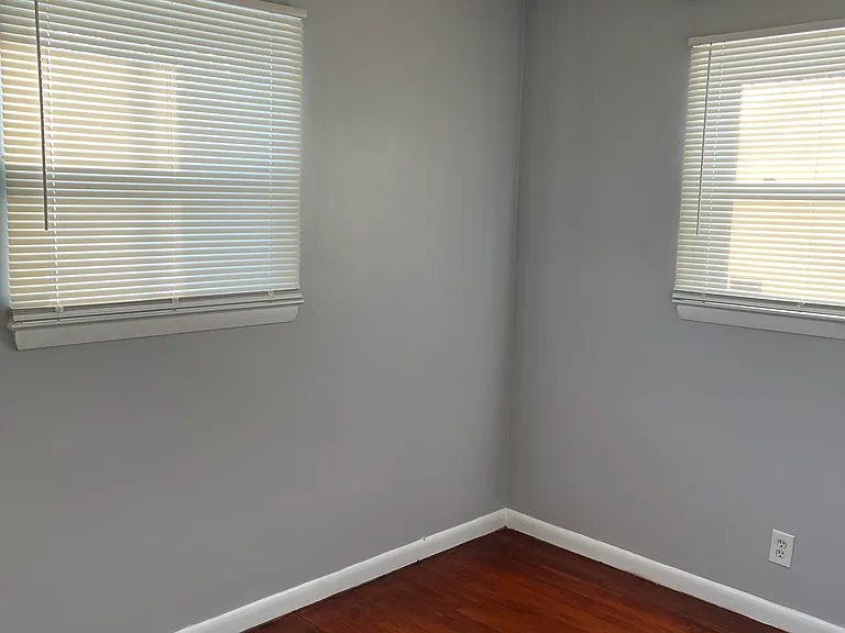 3317 Brandon St — Photo 4