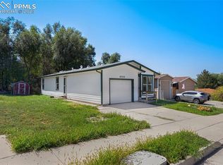 313 Comanche Village Dr, Fountain, CO 80817