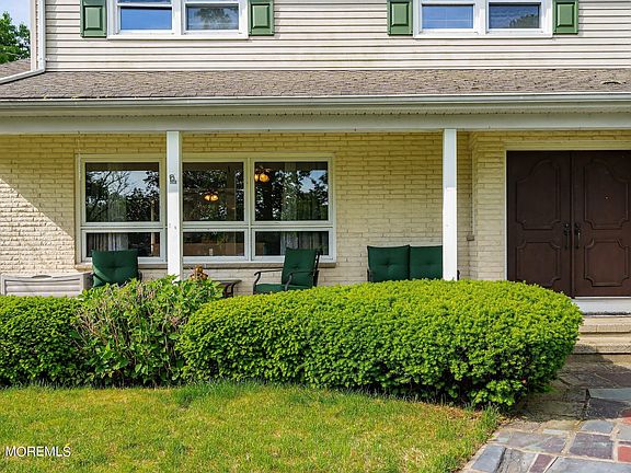 3rd image of 557 River Terrace
