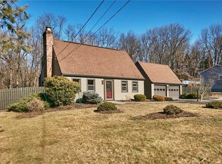 9 S Lynn St, Warwick, NY 10990