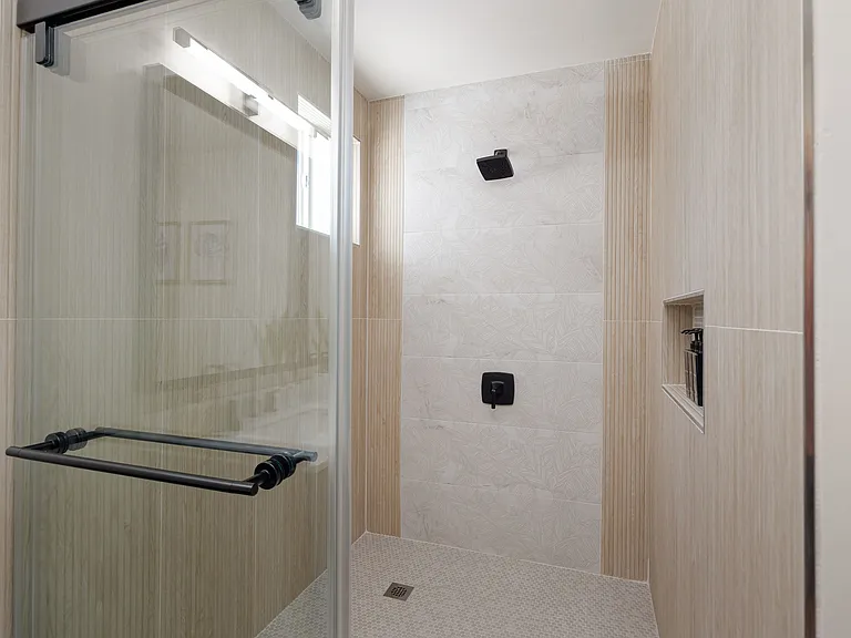 5019 Ensign St — Photo 18