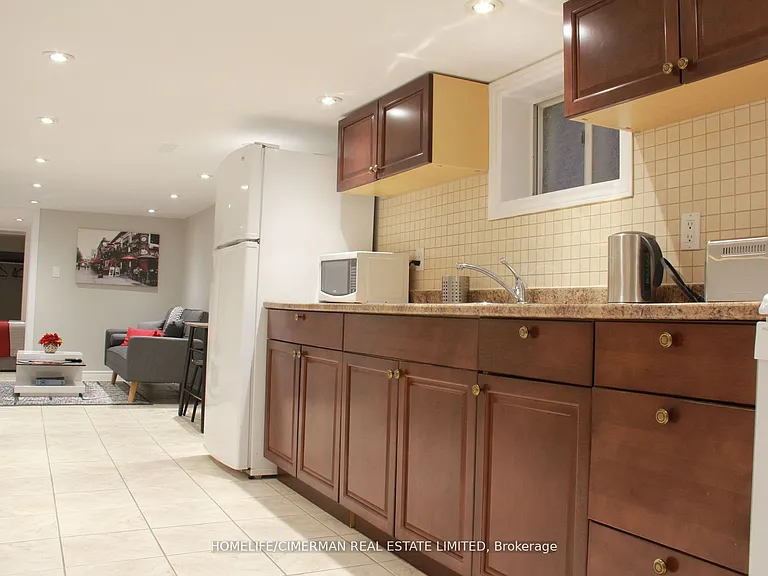618 Winona Dr #BASEMENT — Photo 7