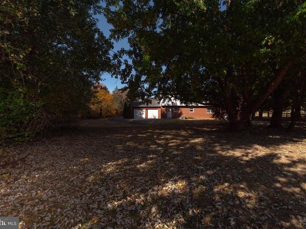 325 Great Oak Dr, Middletown, DE 19709