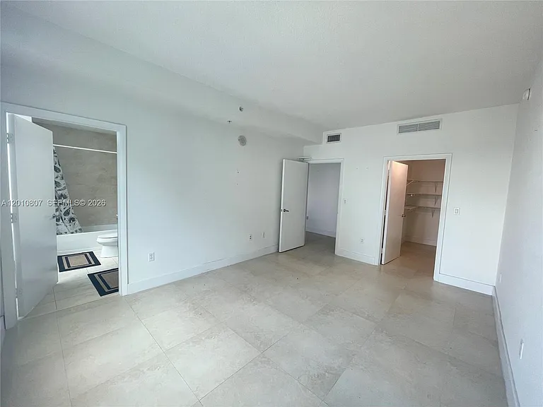 1900 N Bayshore Dr #3311 — Photo 11