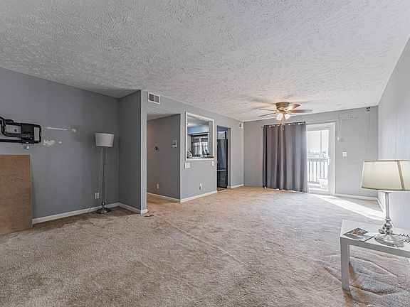 4th image of 2900 Taylor Ave #4