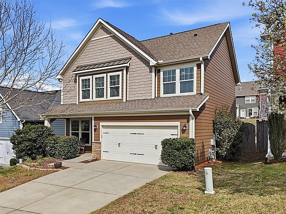 2nd image of 22 Kelvyn St