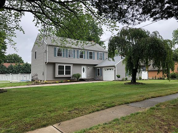 3rd image of 522 Batchelor St
