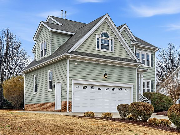 3rd image of 1102 Brittley Way