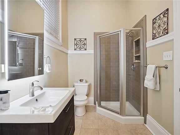 2nd image of 6021 Tchoupitoulas St APT A
