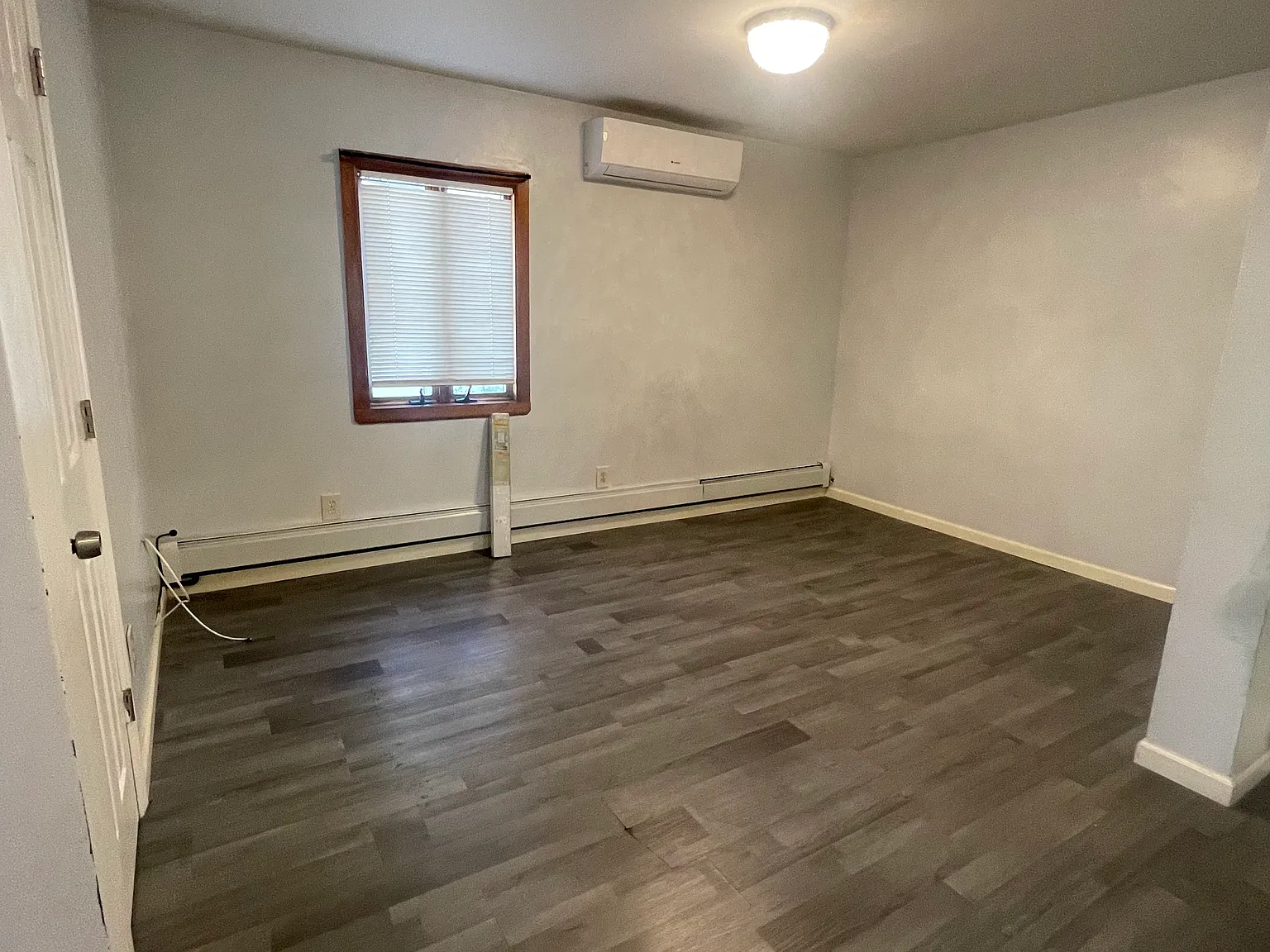 2 bed, 1000 sqft, $2,700 — Photo 4