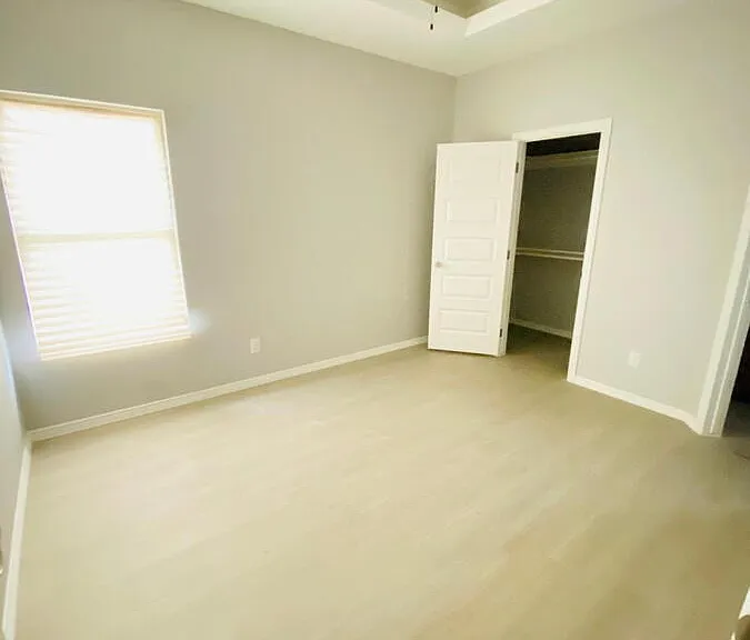 1909 Jackson St #4 — Photo 6