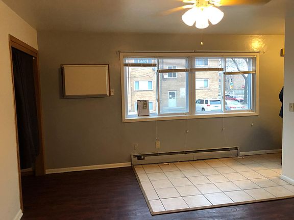 4th image of 414 7th St SE APT 204