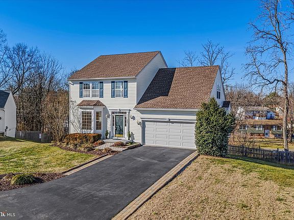 4th image of 296 Kimberwicke Dr N