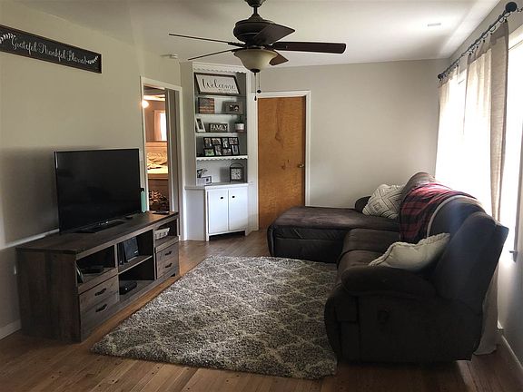 2nd image of 10 Woodland Dr