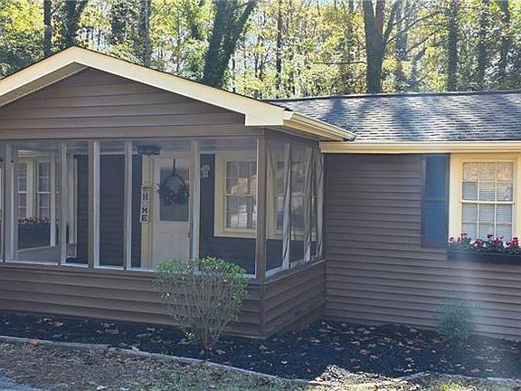 4th image of 7043 S Goddard Rd