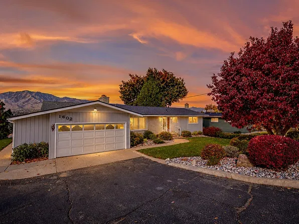 1602 N Aurora Avenue, East Wenatchee, WA 98802