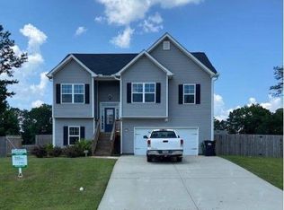 206 Glacier Ct, Carrollton, GA 30117